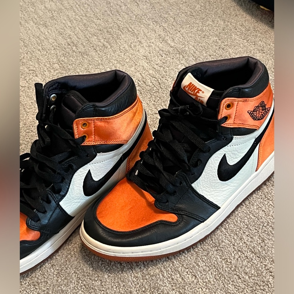 Jordan 1 retro Og satin shattered backboard women’s size 9, mens 7.5 - eu 40.5